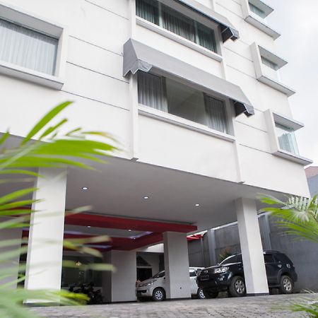 Reddoorz Near Trans Studio Mall 3 Hotel Bandung Exterior photo